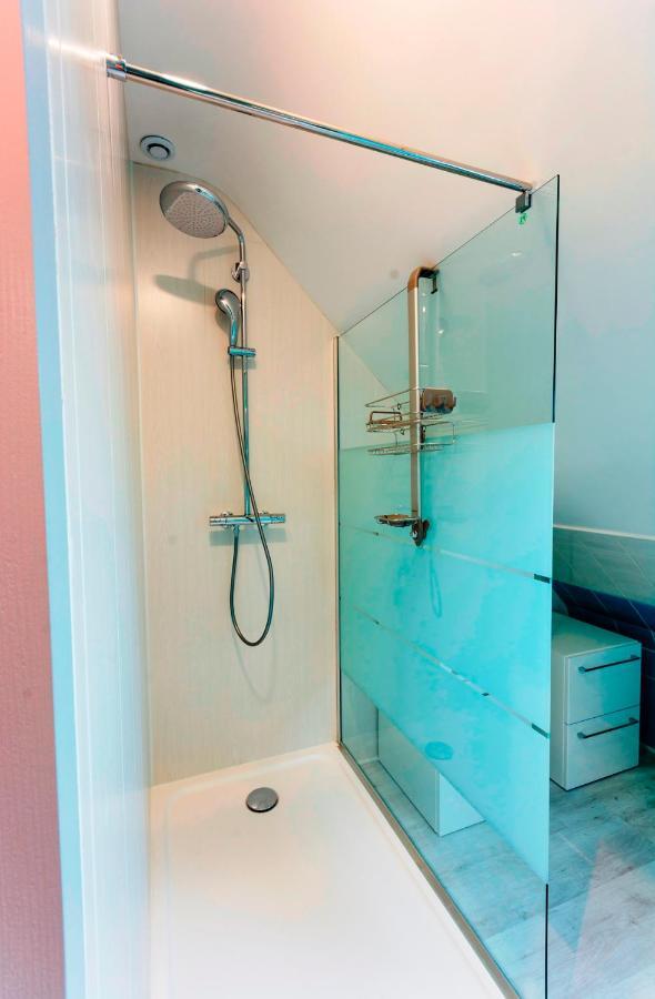 Lomener - La Goelette - 1 Appartement Avec 2 Chambres Et 2 Studios A 450M De La Plage 普洛埃默尔 外观 照片