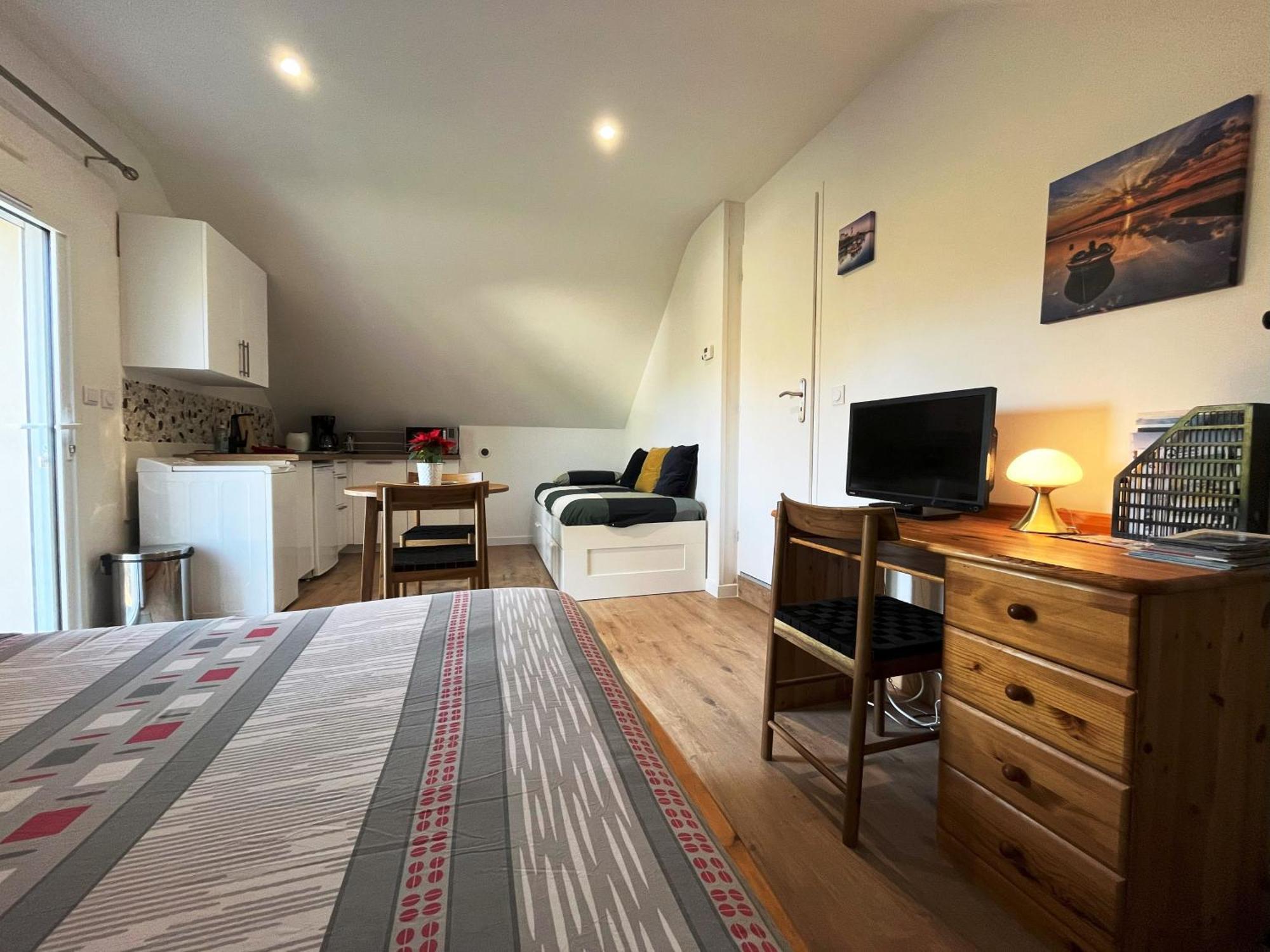 Lomener - La Goelette - 1 Appartement Avec 2 Chambres Et 2 Studios A 450M De La Plage 普洛埃默尔 外观 照片